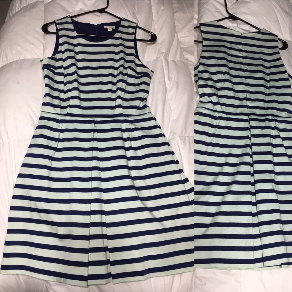 Gap Navy/ Teal striped sundress w/ pockets